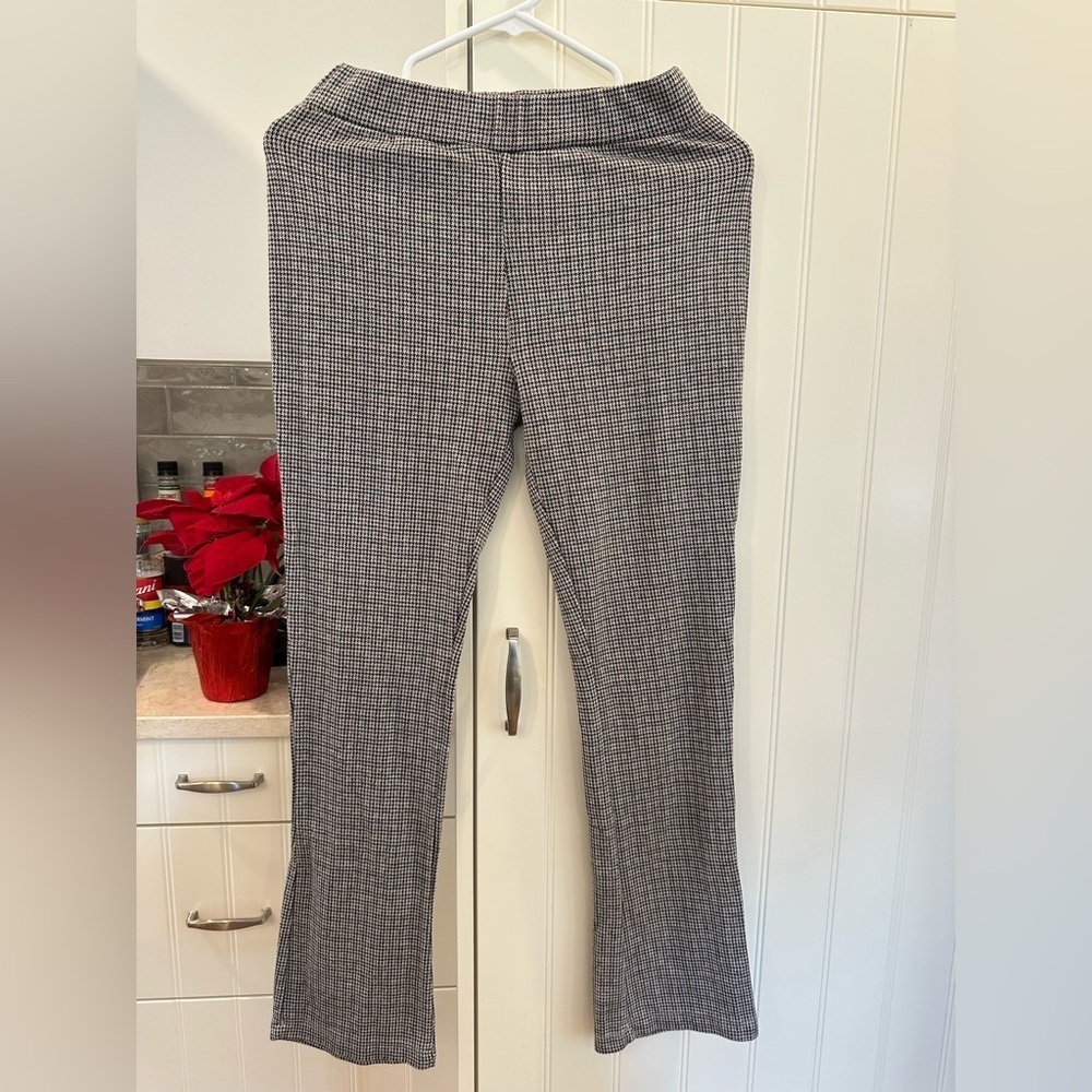 Urban Outfitters Cropped Flare Pants